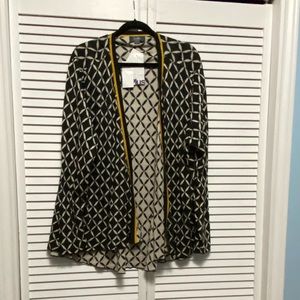 COPY - Geometric print black & white cardigan size 3x